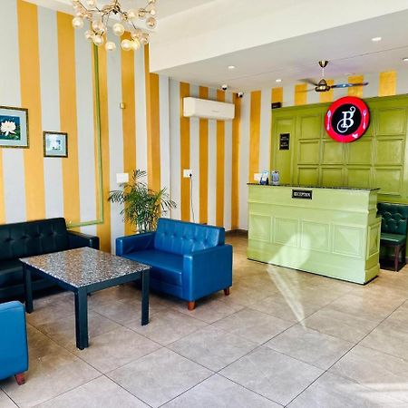 Hotel Golden Fern Patiāla Zewnętrze zdjęcie