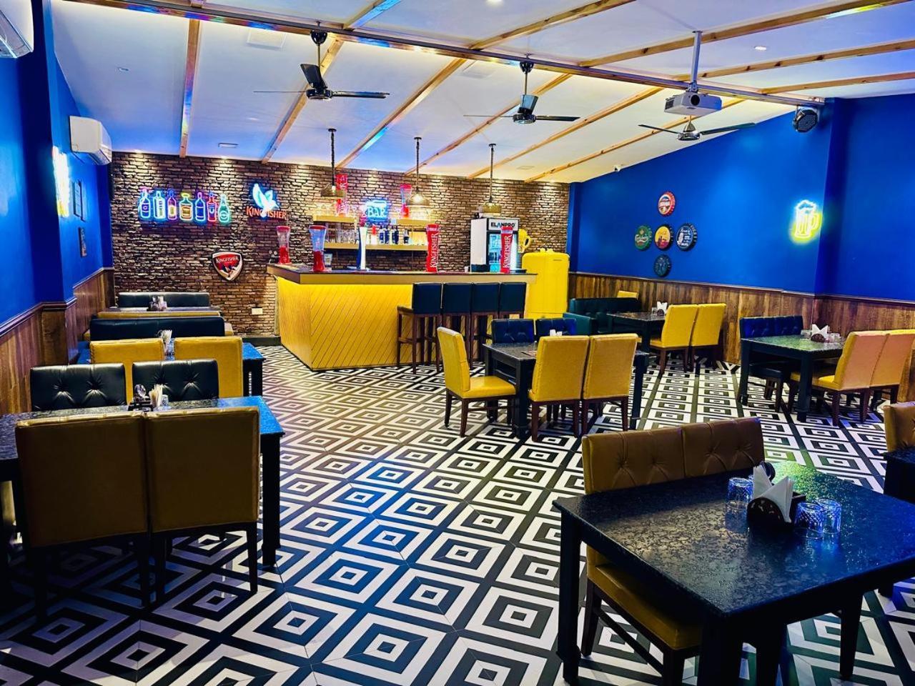 Hotel Golden Fern Patiāla Zewnętrze zdjęcie